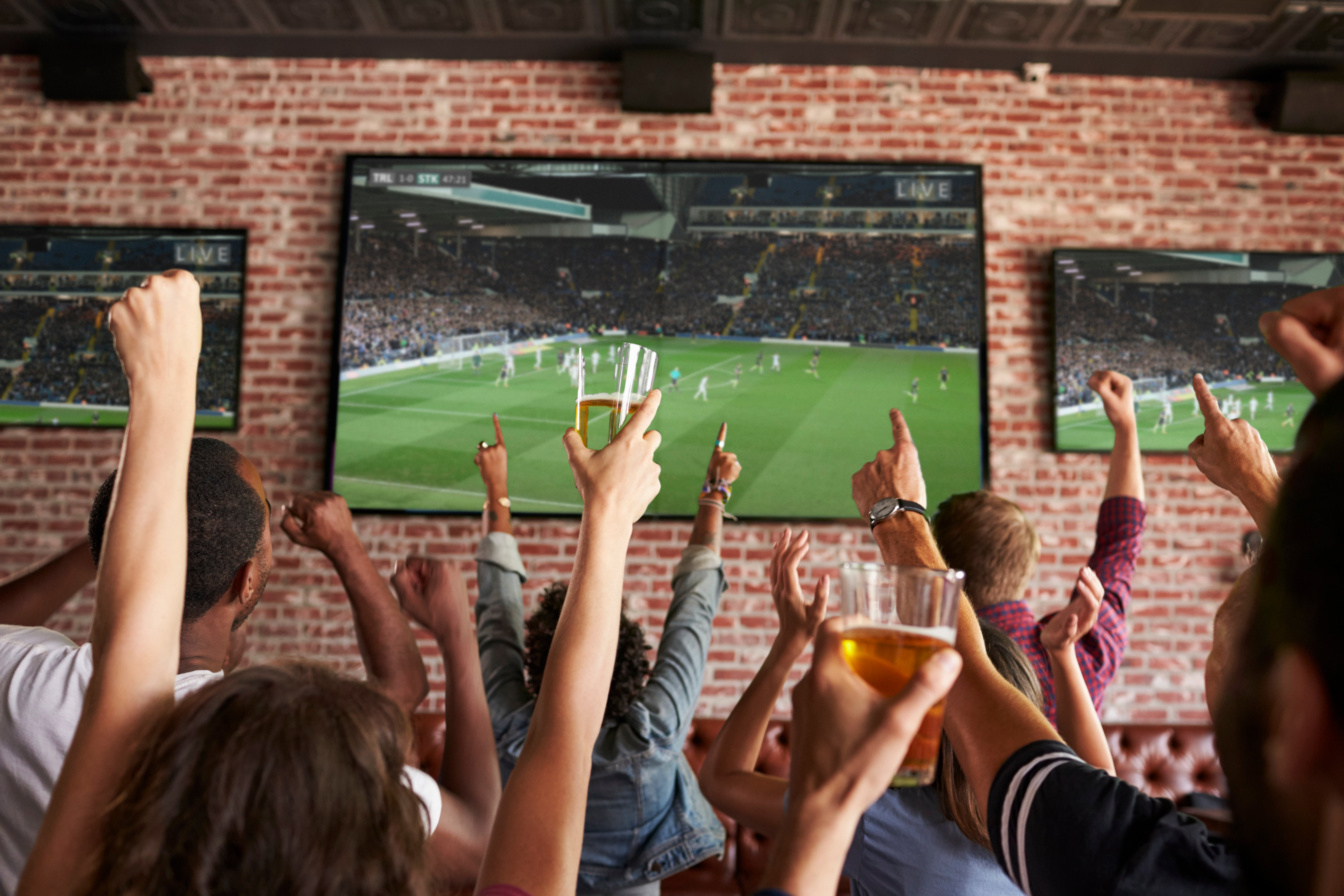 How to Improve your Restaurant Marketing with Sporting Events